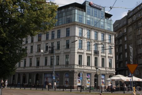 Budynek Renaissance Mokotowska / pl. Zbawiciela